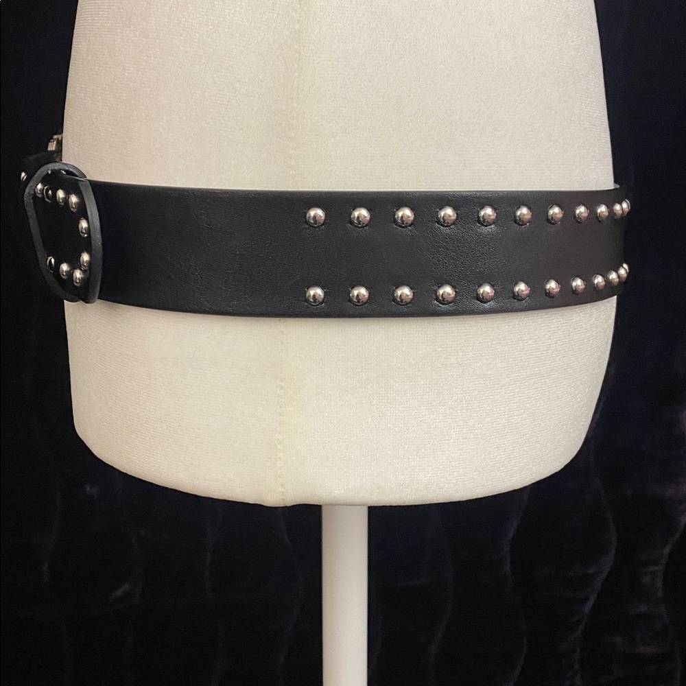 Black and silver studded belt with red heart buckle #218 - Picture 6 of 9